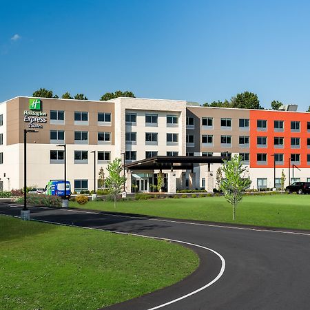 Holiday Inn Express Queensbury-Lake George Area By Ihg Екстериор снимка