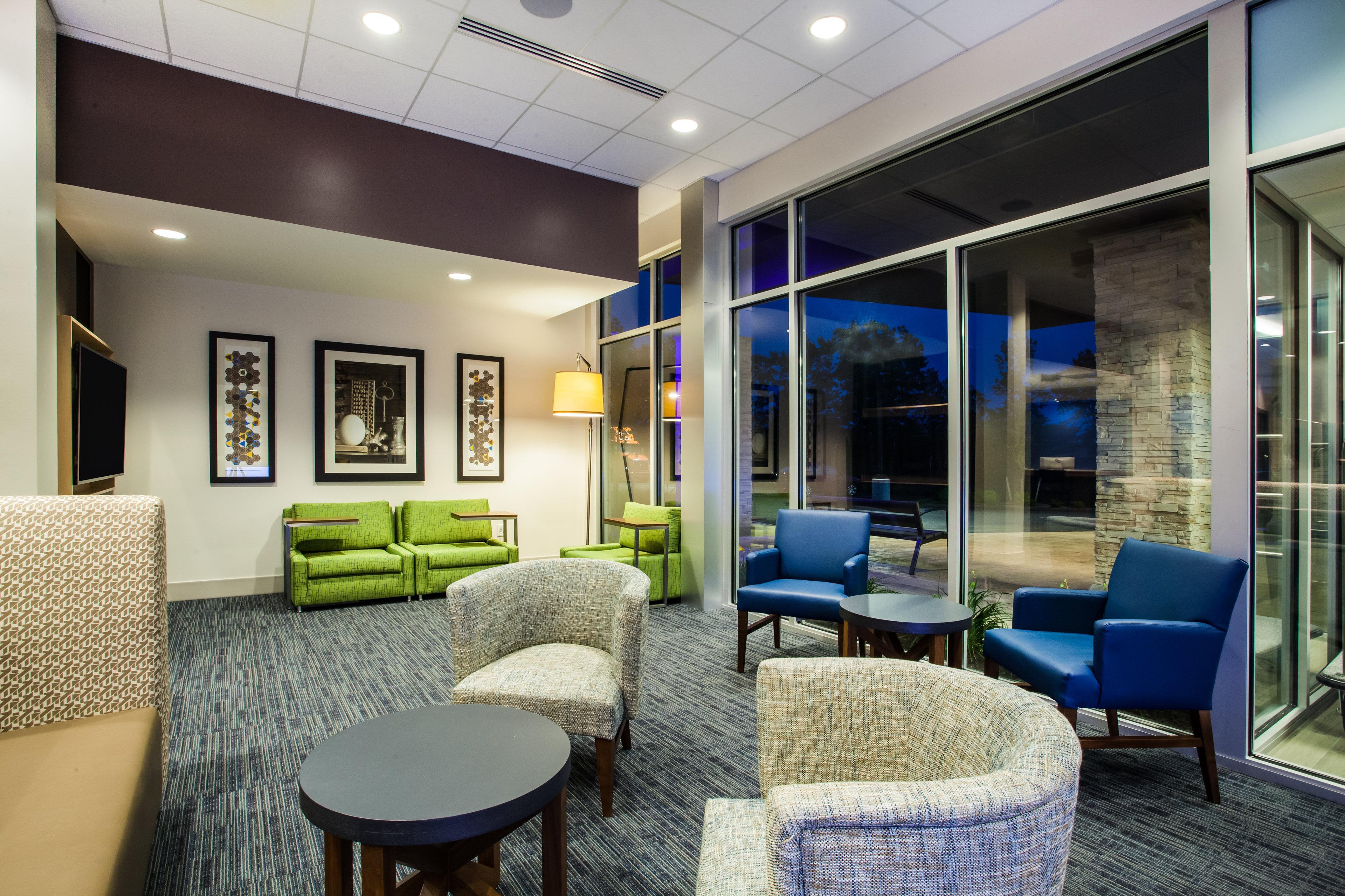 Holiday Inn Express Queensbury-Lake George Area By Ihg Екстериор снимка