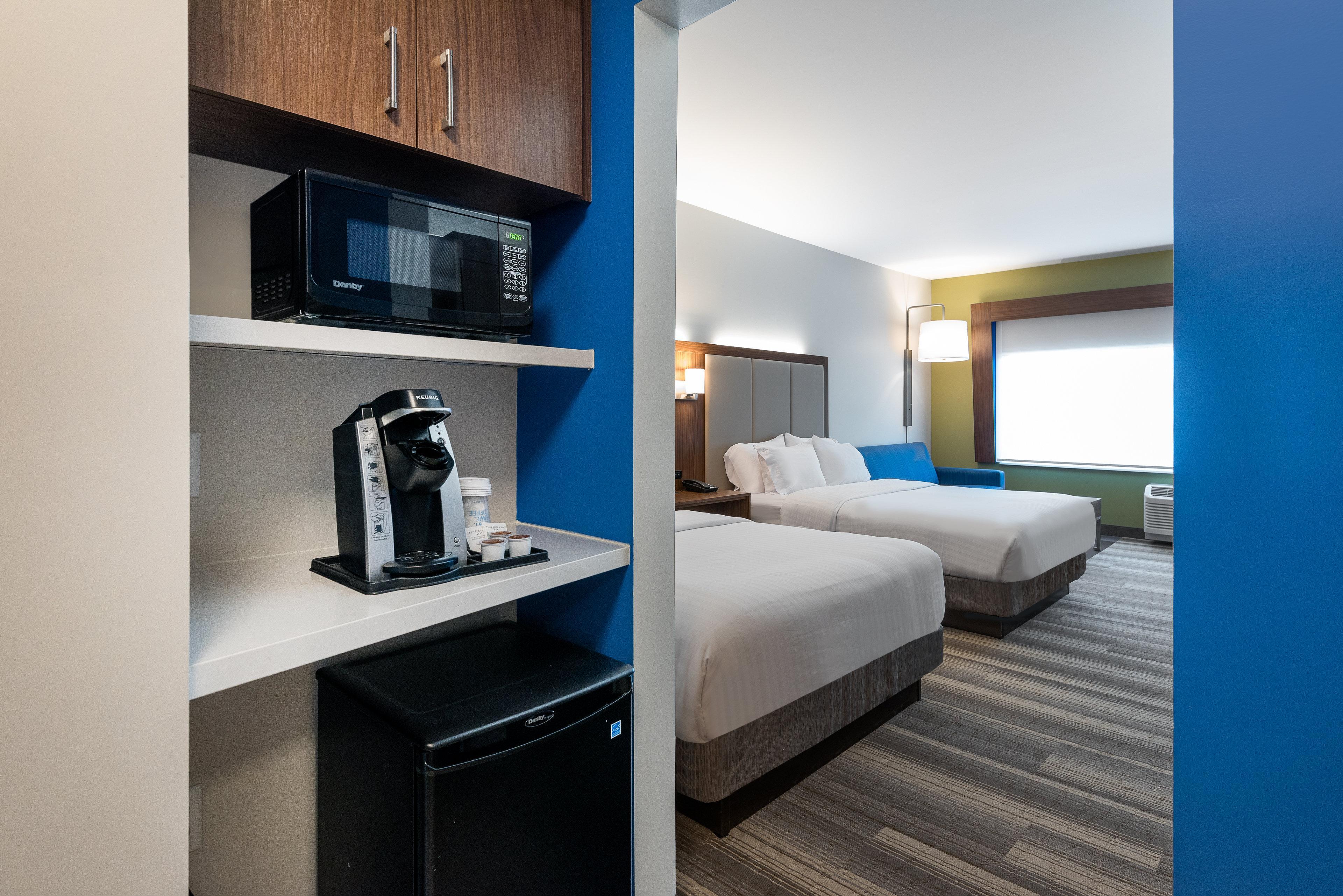 Holiday Inn Express Queensbury-Lake George Area By Ihg Екстериор снимка