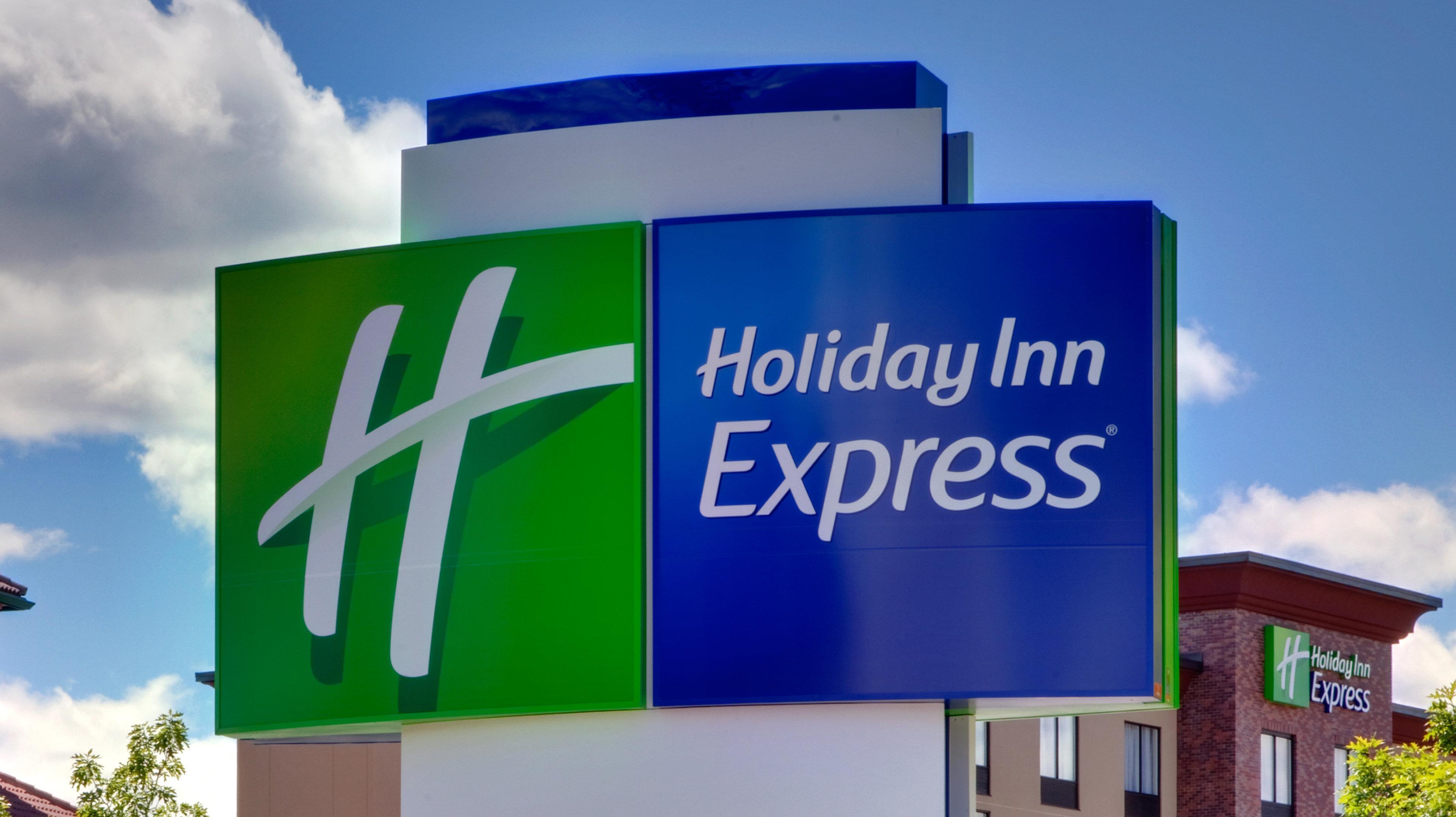 Holiday Inn Express Queensbury-Lake George Area By Ihg Екстериор снимка